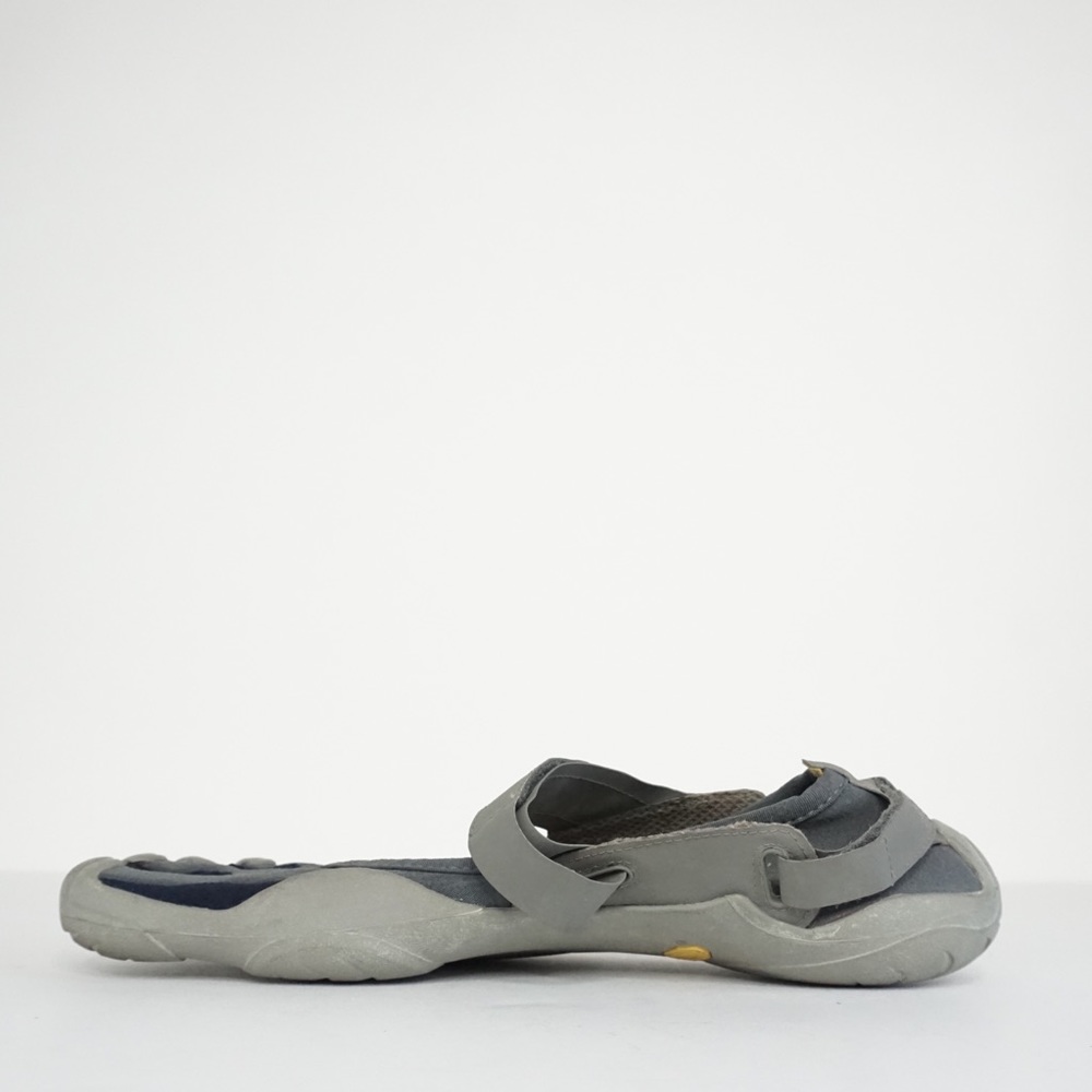 🚨 SOLD 🚨 Vibram | Fivefingers Shoes Mens | M45 - Picture 3 of 8